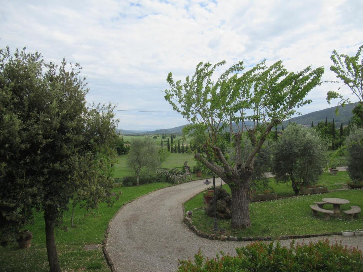 Borgo Di Barigianino Aparthotel Sovicille Bagian luar foto