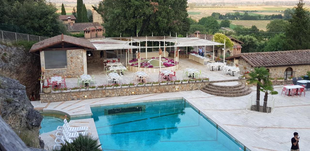 Borgo Di Barigianino Aparthotel Sovicille Bagian luar foto