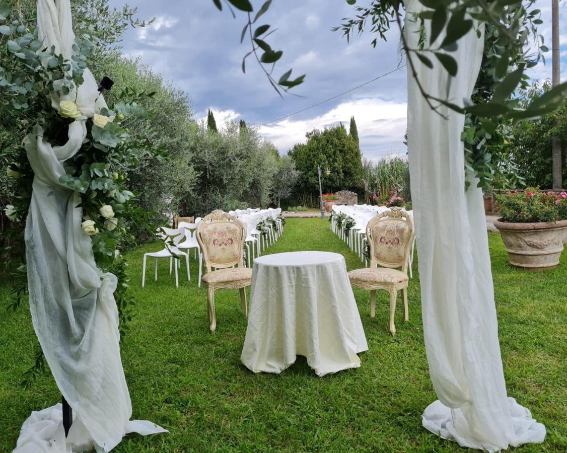 Borgo Di Barigianino Aparthotel Sovicille Bagian luar foto