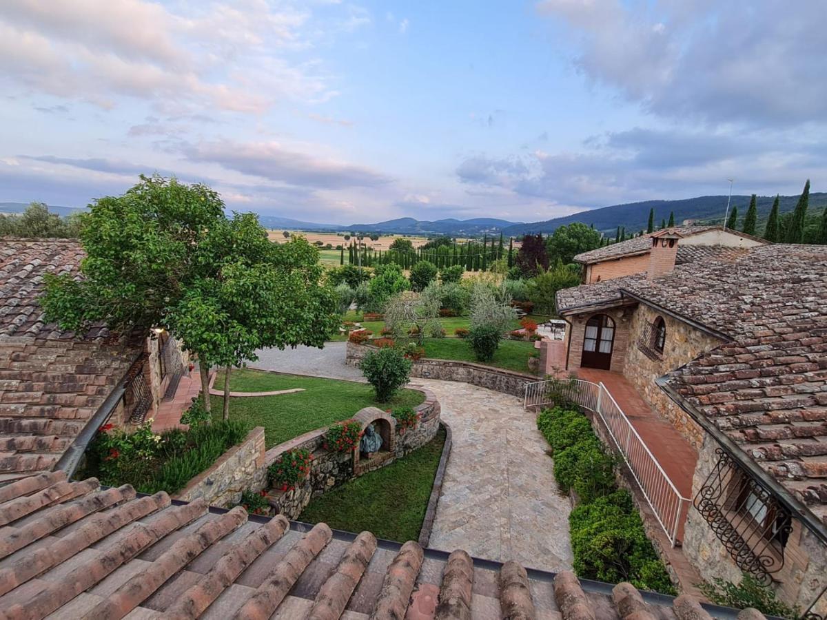Borgo Di Barigianino Aparthotel Sovicille Bagian luar foto