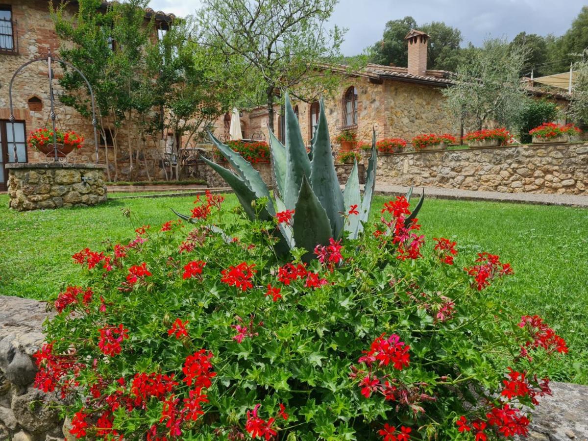 Borgo Di Barigianino Aparthotel Sovicille Bagian luar foto